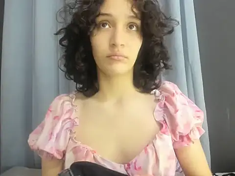 TeensNews18 online show from November 2025 11:35:01 AM