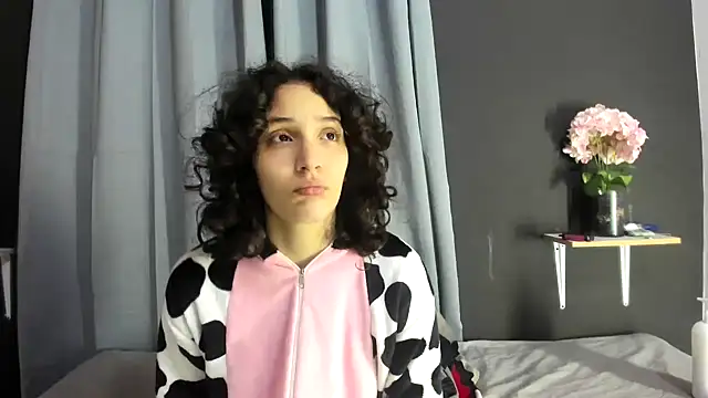 TeensNews18 online show from December 2025 11:52:02 AM