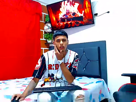 cristian tayron1 online show from June 2026 06:18:02 AM