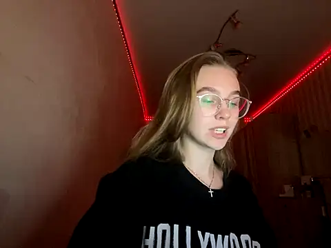 bellameow88 online show from September 2025 12:40:02 PM