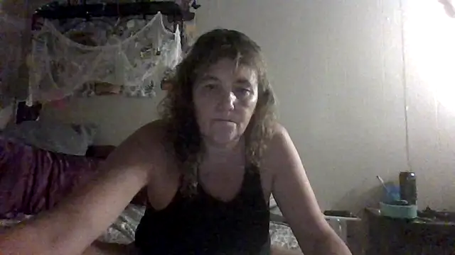 Snapshot of Bored_Grandma chatting on September 2025 07:20:02 AM Bored Grandma online show from September 2025 07:20:02 AM