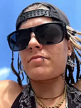 ittybittymeryssa online show from April 2026 02:07:01 PM