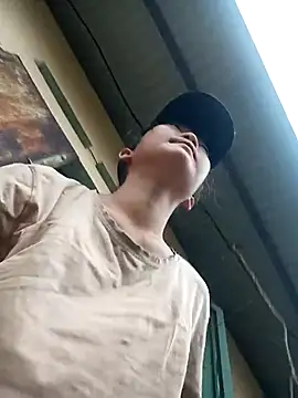 Ananine online show from November 2025 11:58:02 PM