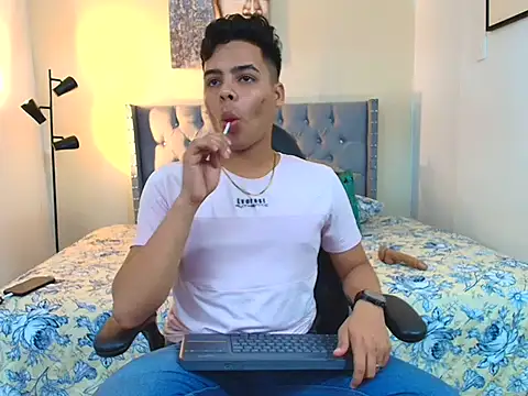 stewart mateo  online show from September 2025 02:44:02 AM