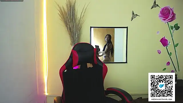 BrendaRojas  online show from February 2026 07:47:02 PM