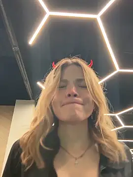 SMELLSEX online show from October 2025 06:30:02 PM