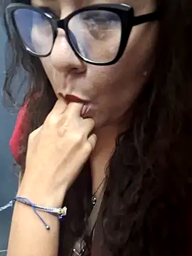 Syndel23 online show from May 2026 02:28:01 AM
