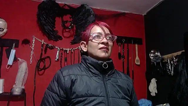 Miss Mirandaa online show from December 2025 04:35:02 PM