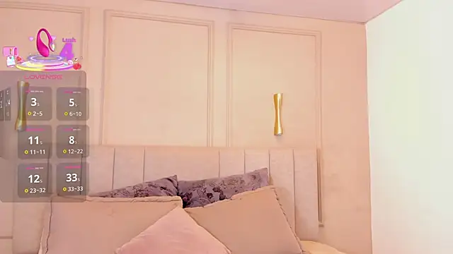 victoria bourne online show from November 2025 12:14:02 PM