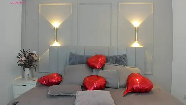 victoria bourne online show from February 2026 07:10:01 PM