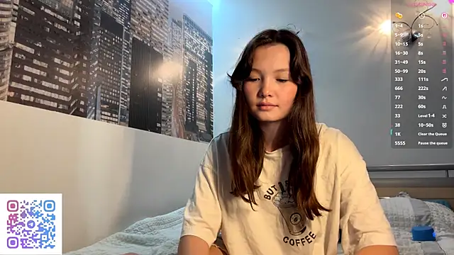 KiraVelvet online show from September 2025 07:11:02 AM