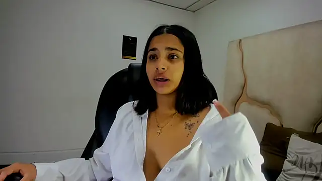 ScarletDoll online show from October 2025 02:45:02 AM