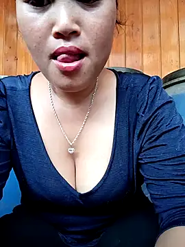 Snapshot of maycuc123 chatting on September 2025 04:36:02 AM maycuc123 online show from September 2025 04:36:02 AM