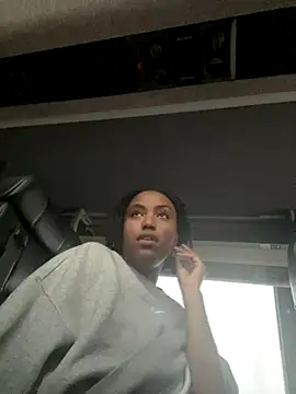 Snapshot of princesslivv chatting on September 2025 10:20:02 PM princesslivv online show from September 2025 10:20:02 PM