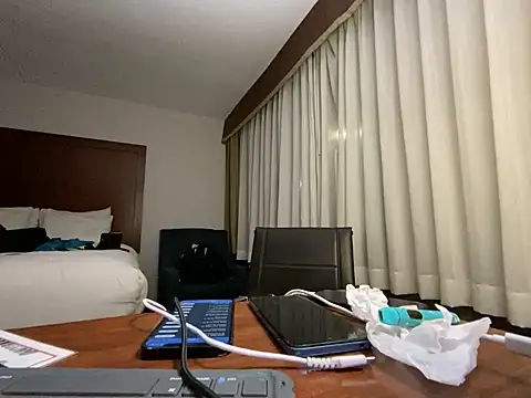 Snapshot of princesslivv chatting on February 2026 04:28:02 AM princesslivv online show from February 2026 04:28:02 AM