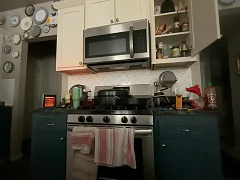 Snapshot of princesslivv chatting on February 2026 07:03:02 PM princesslivv online show from February 2026 07:03:02 PM