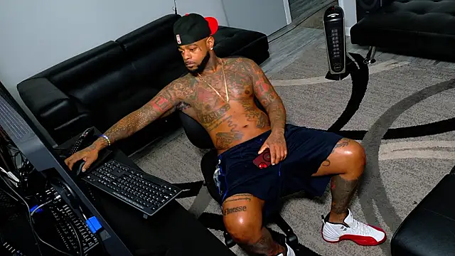 SLANGONDEMHOES online show from February 2026 07:24:01 AM