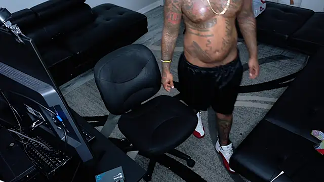 SLANGONDEMHOES online show from April 2026 05:24:01 AM