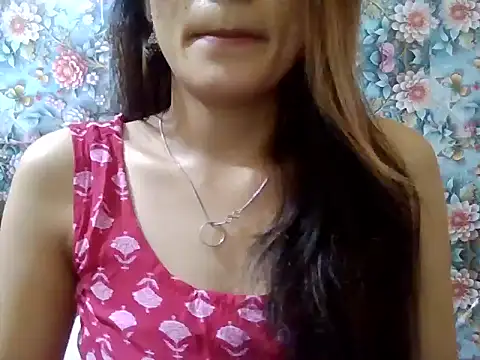 Amira90 online show from October 2025 12:00:02 PM