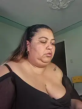 curvy diva  online show from February 2026 09:44:02 PM