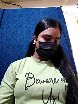 mini-queen online show from March 2026 04:56:01 PM