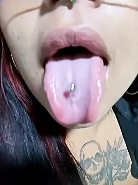 snow belle online show from September 2025 03:06:02 AM