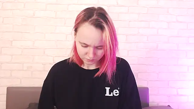 Snapshot of Ericha_Stone chatting on December 2025 01:12:02 AM Ericha Stone online show from December 2025 01:12:02 AM