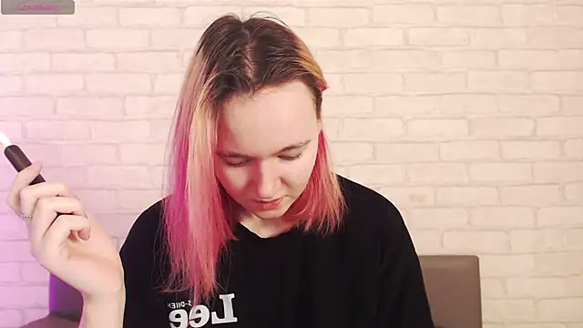 Snapshot of Ericha_Stone chatting on January 2026 01:10:02 AM Ericha Stone online show from January 2026 01:10:02 AM