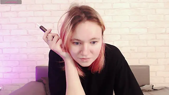 Snapshot of Ericha_Stone chatting on February 2026 08:13:01 AM Ericha Stone online show from February 2026 08:13:01 AM