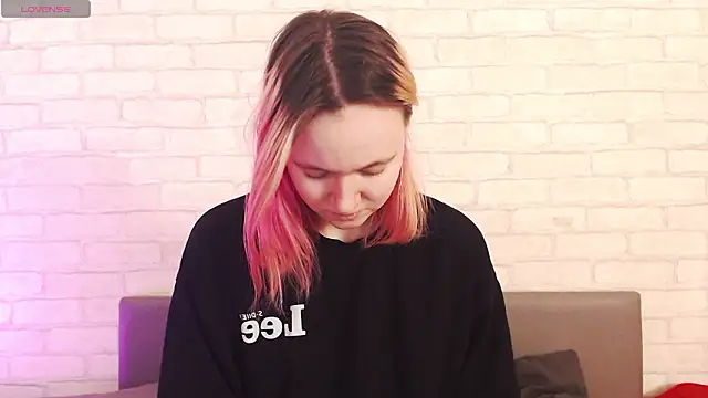 Snapshot of Ericha_Stone chatting on February 2026 01:13:01 AM Ericha Stone online show from February 2026 01:13:01 AM