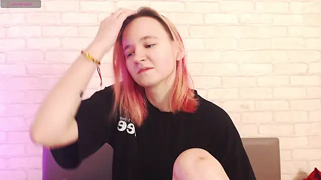 Snapshot of Ericha_Stone chatting on February 2026 01:23:01 AM Ericha Stone online show from February 2026 01:23:01 AM