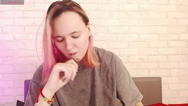 Snapshot of Ericha_Stone chatting on February 2026 01:16:02 AM Ericha Stone online show from February 2026 01:16:02 AM