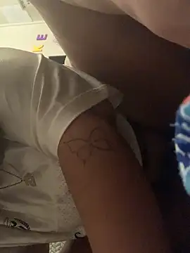 Snapshot of StylishEchium chatting on October 2025 05:13:01 PM StylishEchium online show from October 2025 05:13:01 PM