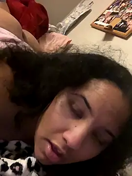 StylishEchium online show from November 2025 06:46:02 PM