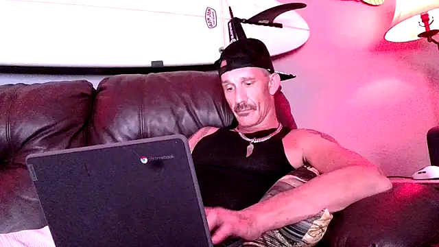 Snapshot of MistedNome chatting on September 2025 01:38:02 AM MistedNome online show from September 2025 01:38:02 AM