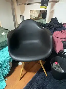 Snapshot of Romario28 chatting on November 2025 04:33:02 AM Romario28 online show from November 2025 04:33:02 AM