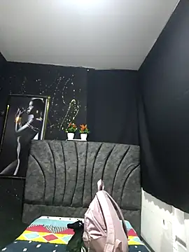 AmberGold- online show from September 2025 11:05:02 PM