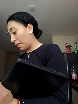 AmberGold- online show from March 2026 08:14:02 PM