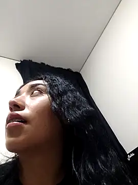 AmberGold- online show from March 2026 11:38:01 PM