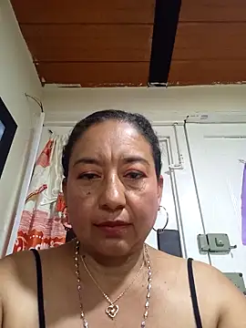 Snapshot of VictoriaSanz chatting on October 2025 04:56:01 AM VictoriaSanz online show from October 2025 04:56:01 AM