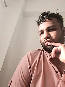 vinay smalldick online show from May 2026 01:44:02 AM