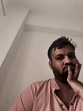 vinay smalldick online show from May 2026 03:13:01 AM