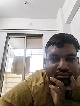vinay smalldick online show from July 2026 04:04:01 AM
