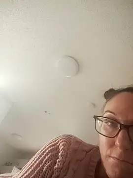 Snapshot of PrincessP8989 chatting on February 2026 11:28:02 AM PrincessP8989 online show from February 2026 11:28:02 AM