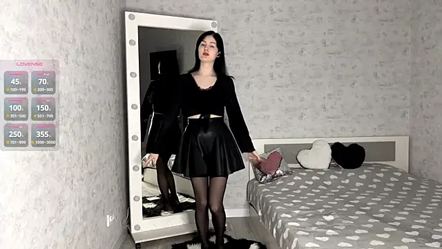 Snapshot of FakeLamb chatting on November 2025 09:03:02 PM FakeLamb online show from November 2025 09:03:02 PM