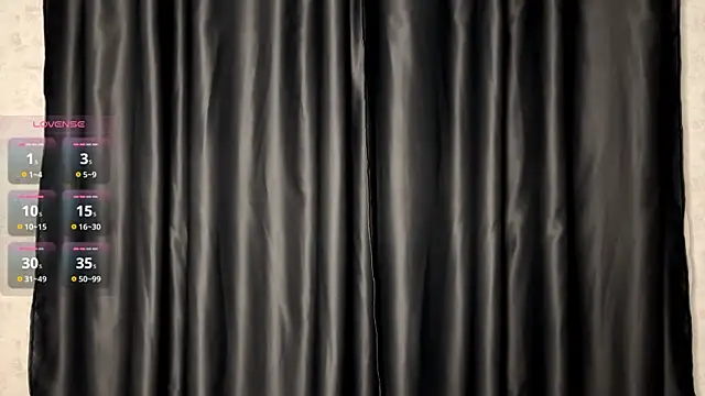 Snapshot of FakeLamb chatting on December 2025 09:09:02 PM FakeLamb online show from December 2025 09:09:02 PM