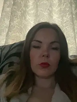 Snapshot of SexyLoLoUK chatting on September 2025 07:10:01 AM SexyLoLoUK online show from September 2025 07:10:01 AM