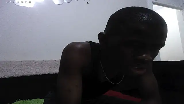 Snapshot of Vince_Favent chatting on November 2025 09:58:01 PM Vince Favent online show from November 2025 09:58:01 PM