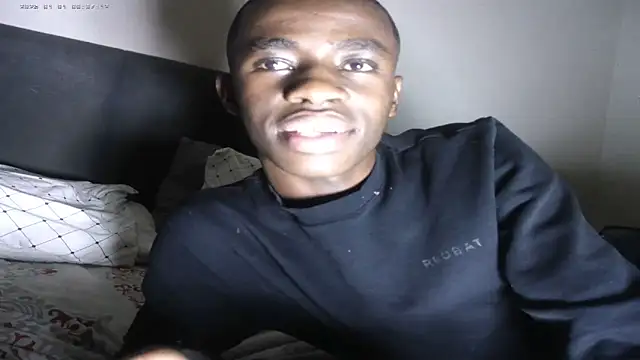 Snapshot of Vince_Favent chatting on November 2025 04:56:01 PM Vince Favent online show from November 2025 04:56:01 PM