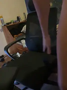 fronkie9384 online show from November 2025 11:48:01 PM